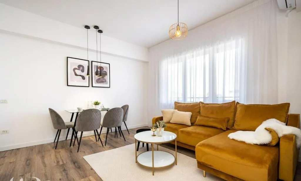Majestic Apartament with View in Magheru — 3