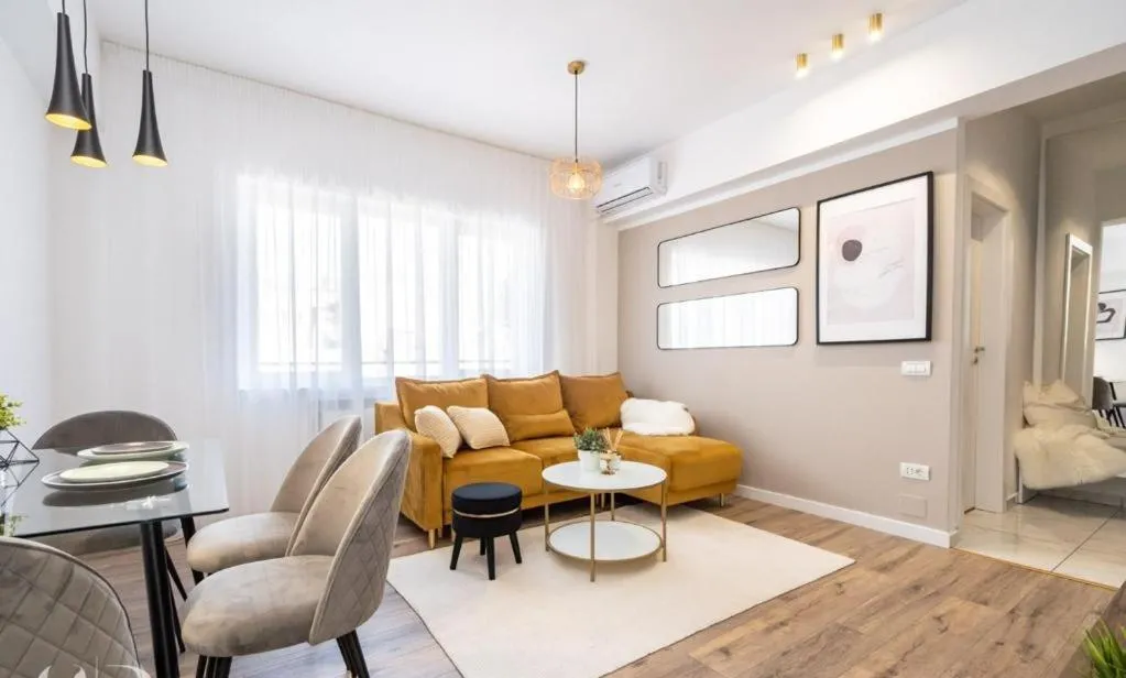 Majestic Apartament with View in Magheru — 4
