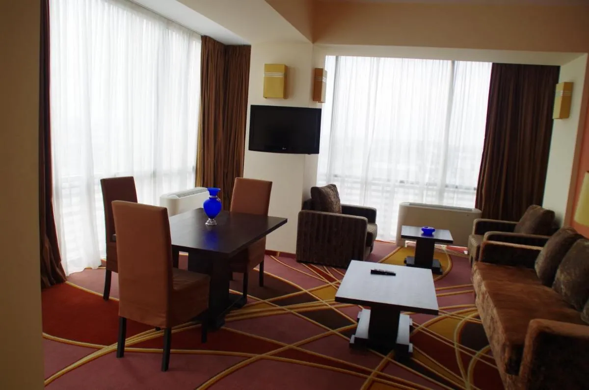 Mari Vila Hotel — 3