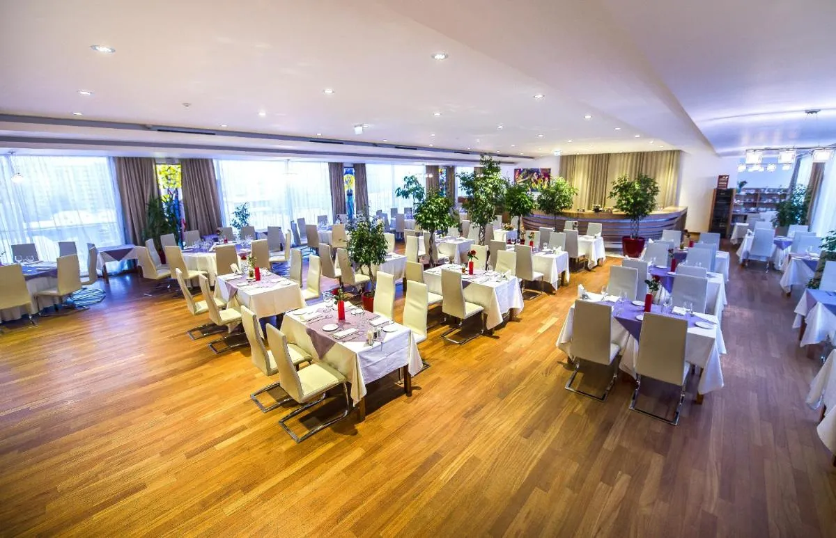 Marshal Garden Hotel — 2