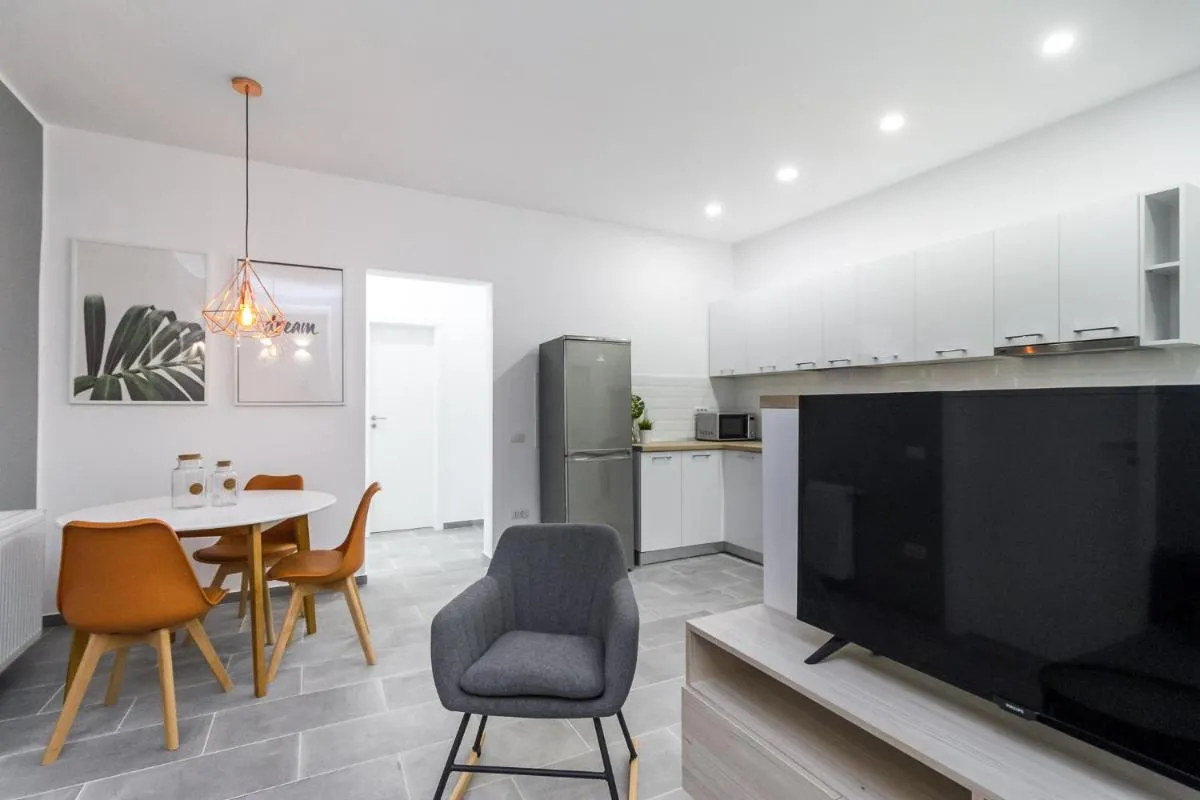 Modern Apartment in the Heart of Bucharest — 2