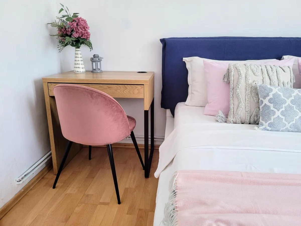 Modern Comfort in Obor, walk to Markets & Metro — 4