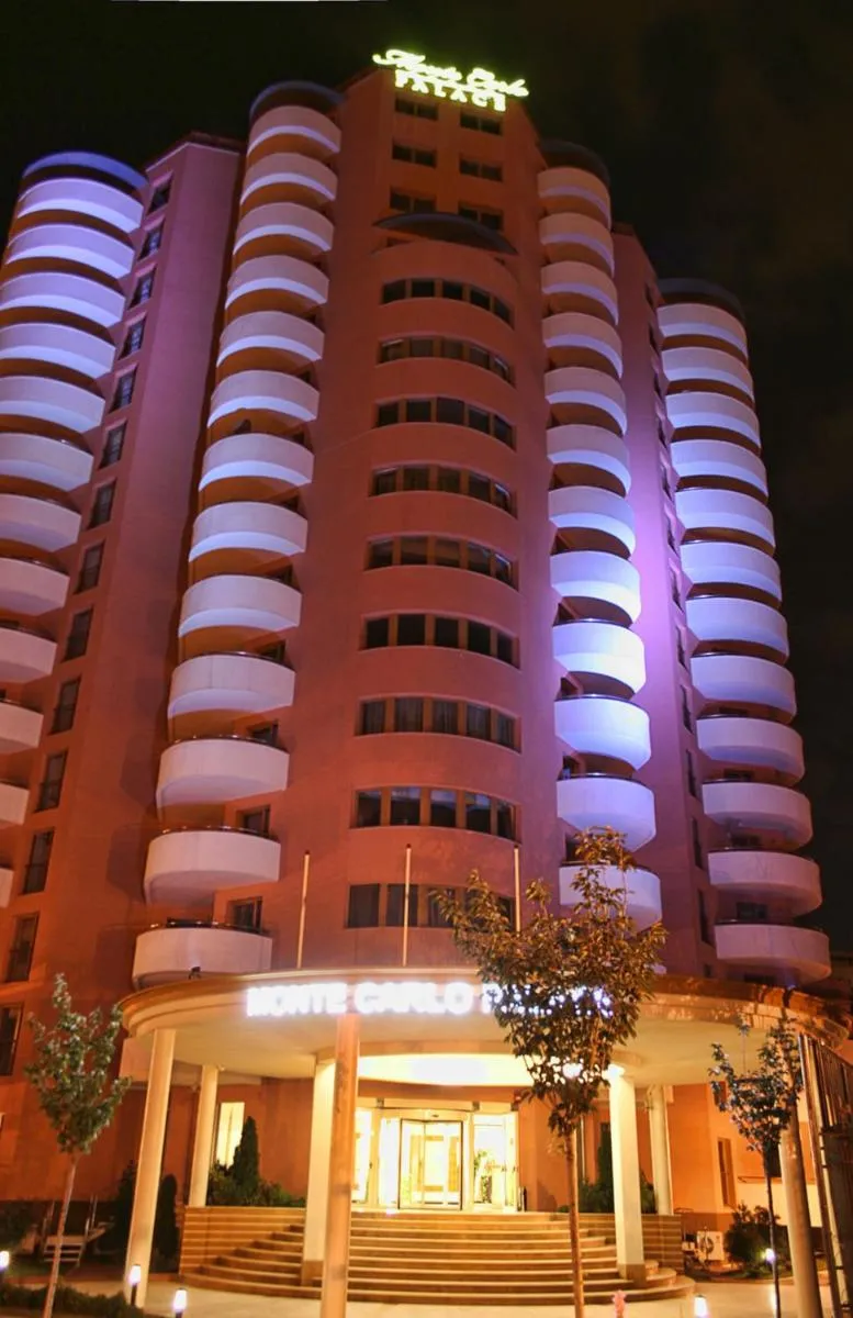 Monte Carlo Palace Suites — 5