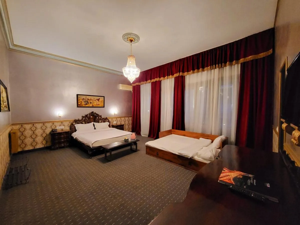 NF Palace Old City Bucharest — 3