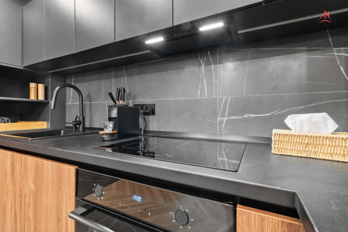 NOA Boutique Beautiful Penthouse with Private Parking — 5