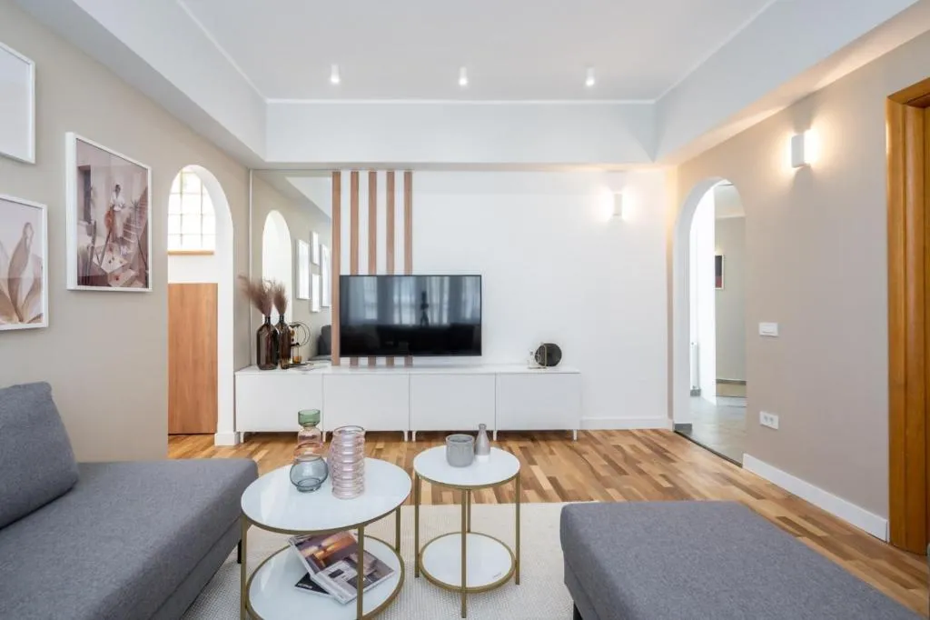 Old Town Bucharest, Lovely 2 Bedrooms Apartment