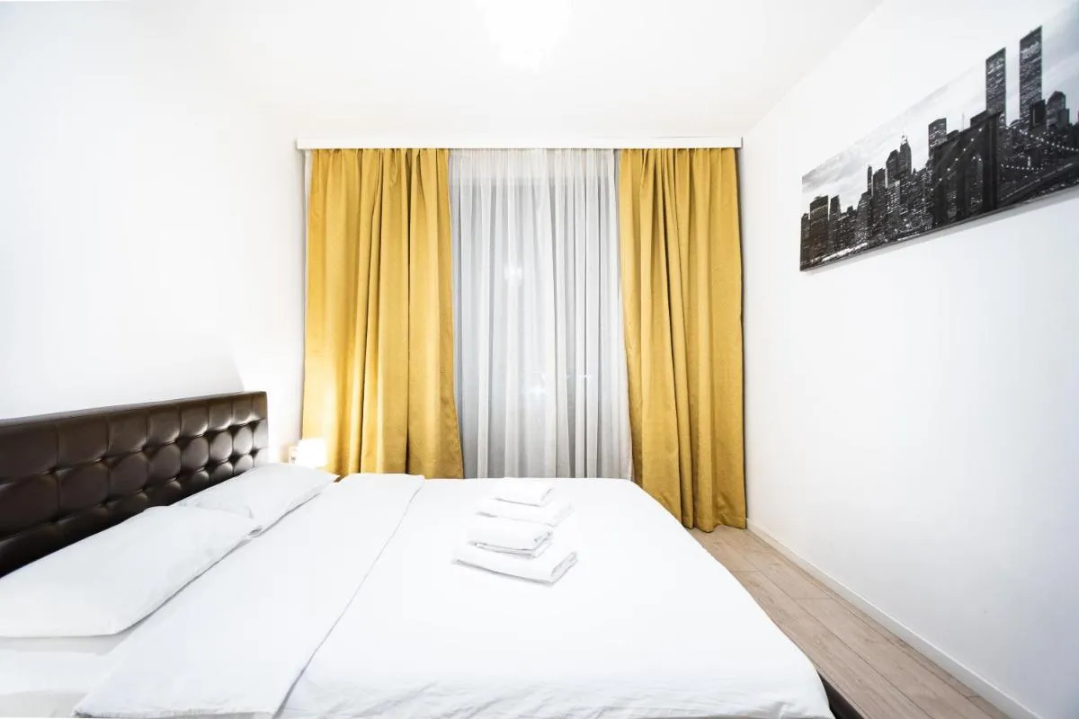 Opal Luxury Aviatiei — 2