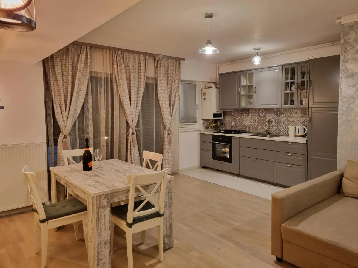 Park Residence 5, 2 Bedroom Apartment — 3