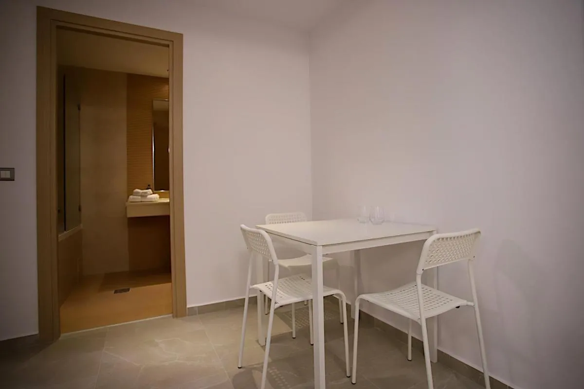 Pearl Rin Grand Apartment — 3