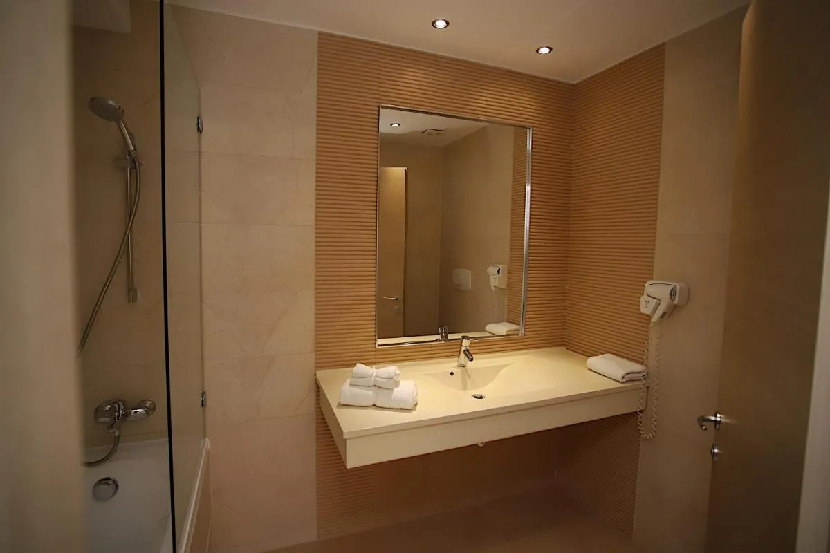 Pearl Rin Grand Apartment — 4