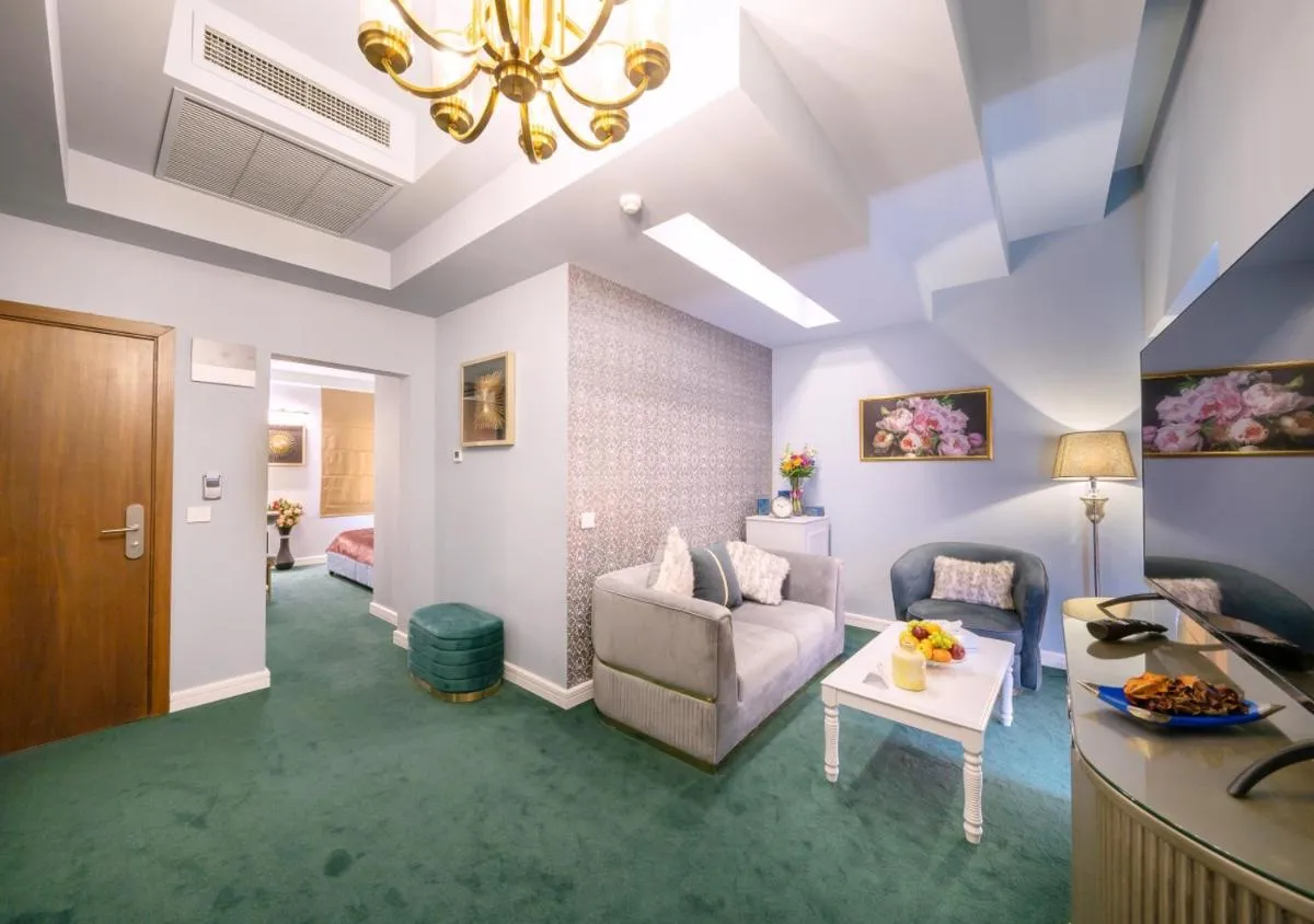 Phoenicia Comfort Hotel — 4