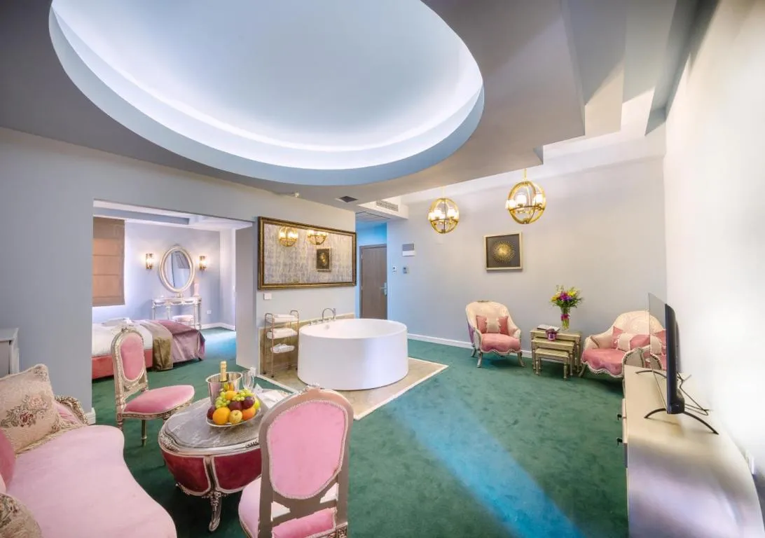 Phoenicia Comfort Hotel