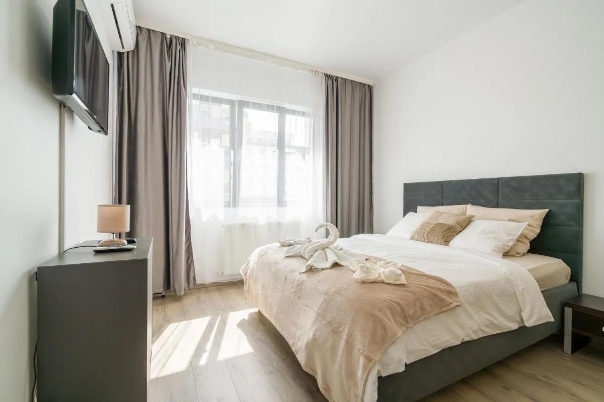Politehnica Deluxe Apartment — 5