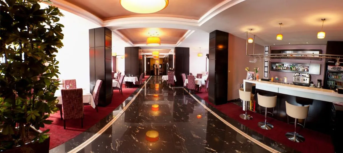 RIN Central Hotel — 4