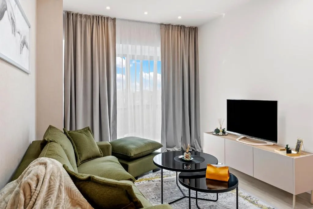 Rin Luxury Apartments Pool & Spa