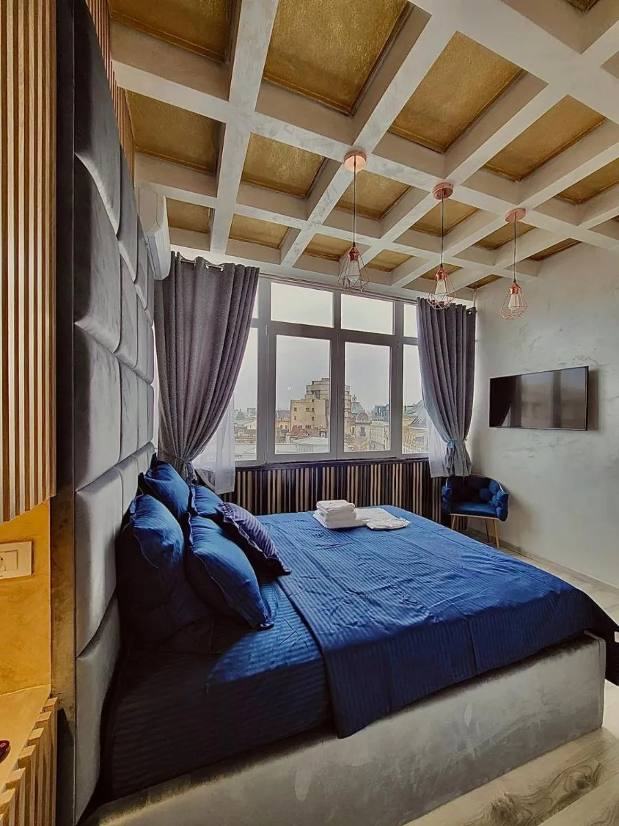 Royalty Apartment — 4