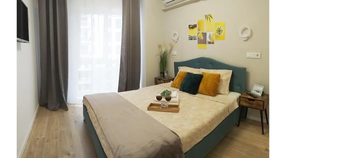 SUNSHINE – New & Quiet 1BR Apt, Business area, close to Airport, Highway A3, Subway — 2