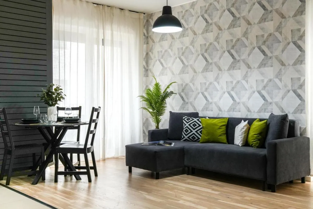 Sara – Stylish Apt with Balcony near Piata Obor — 5