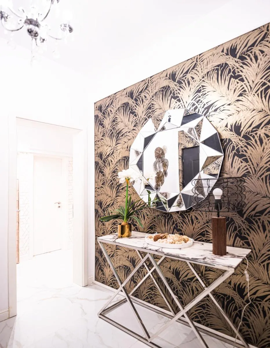 The Artist – Ultracentral Designer Apartment — 2