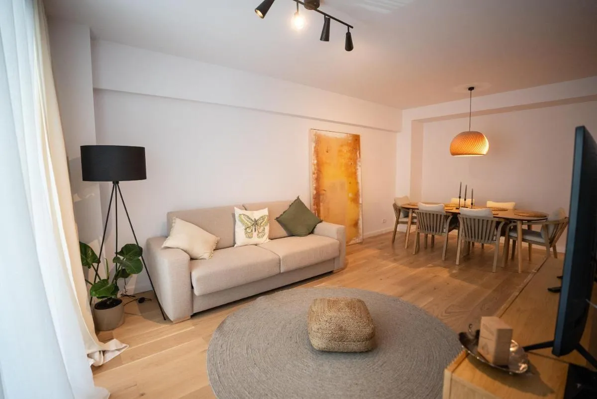 The Level Sanctuary: Free Parking & Netflix — 5