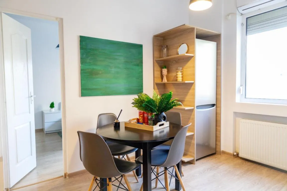 The Loft Luxury Apartments Miracle Home