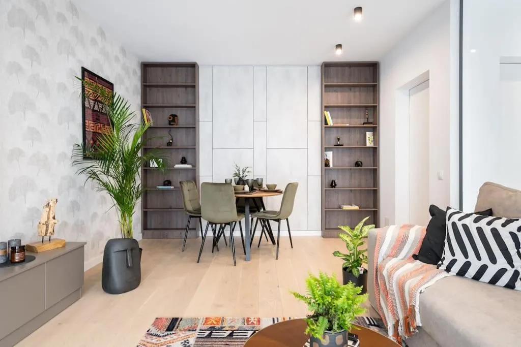 Tribal 1BR in Aviatiei — 2