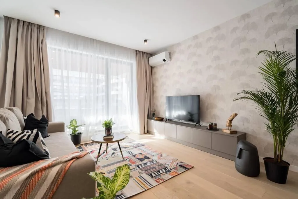 Tribal 1BR in Aviatiei — 3