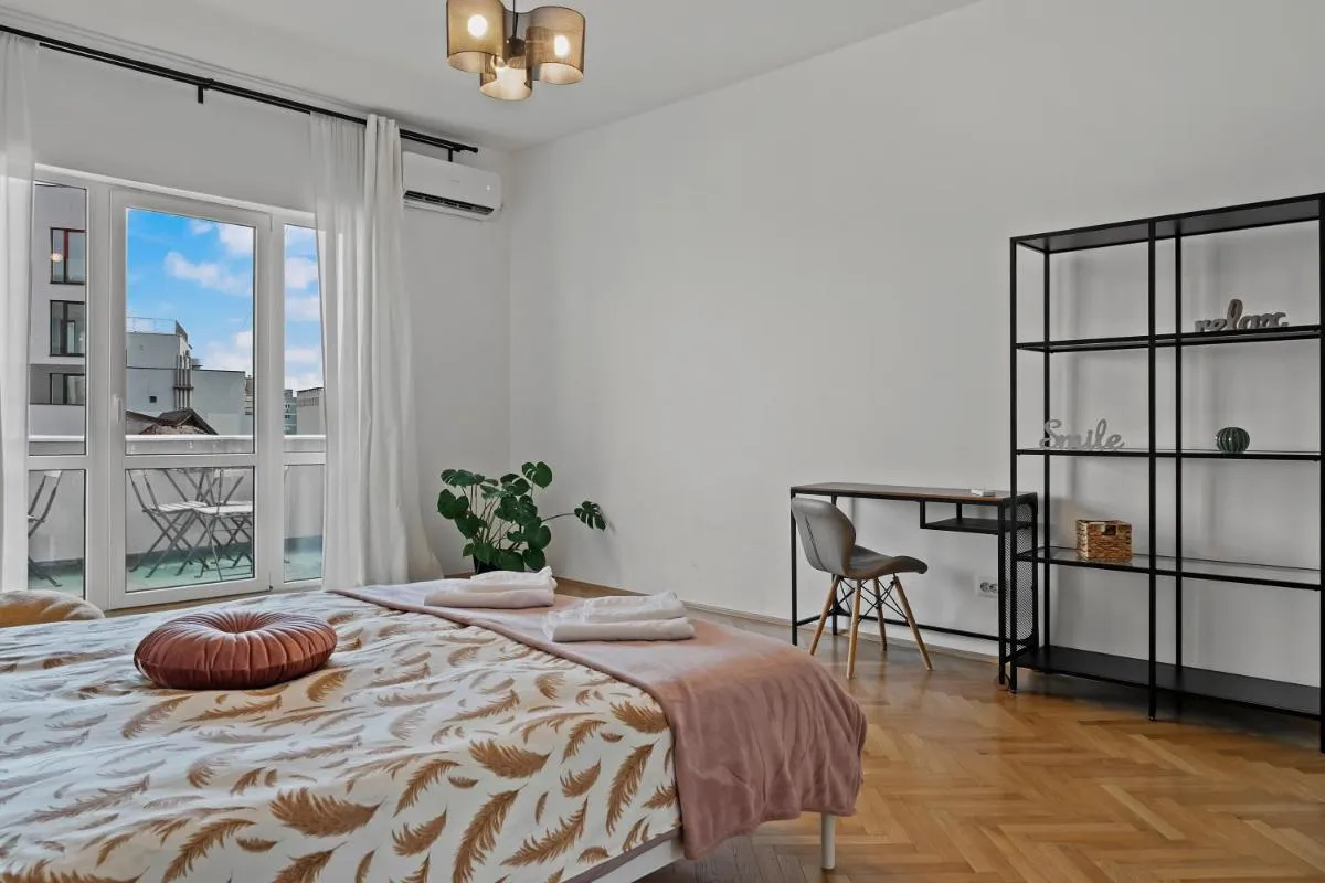 Ultracentral Dreamland Apartment 3 Bdrm — 3