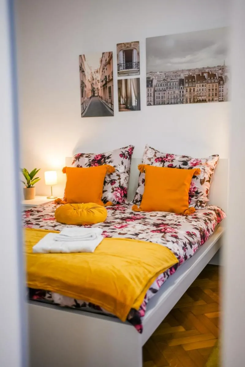 Ultracentral Golden Gatehouse 3 Bdrm — 5