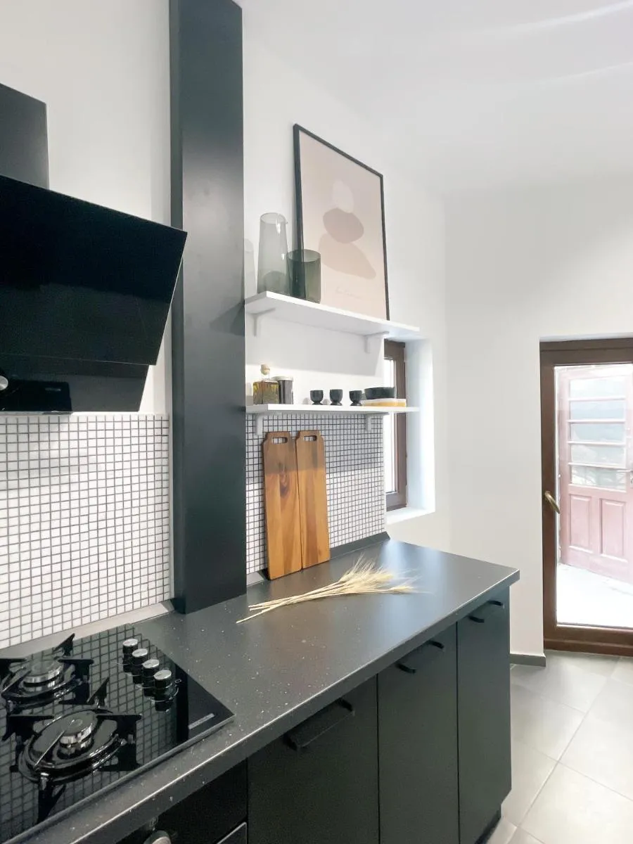 Ultracentral Luxury Nest — 4