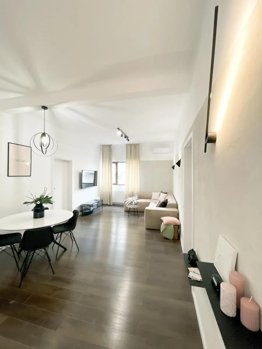 Ultracentral Luxury Nest — 5