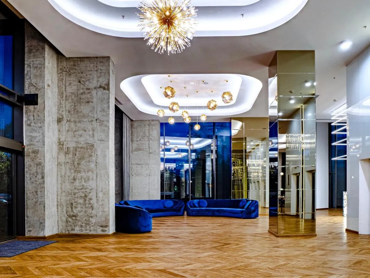 Union Plaza Hotel — 3