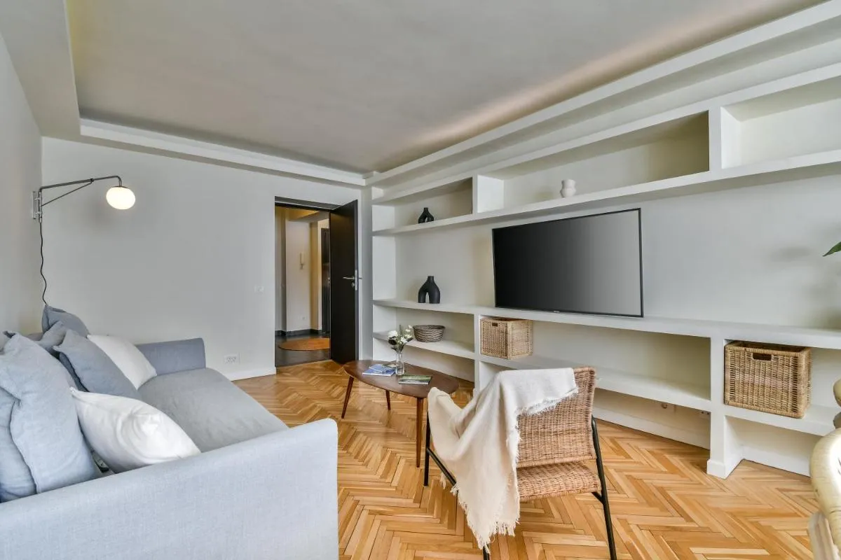 Unirii Center Apartments by Olala Homes — 5