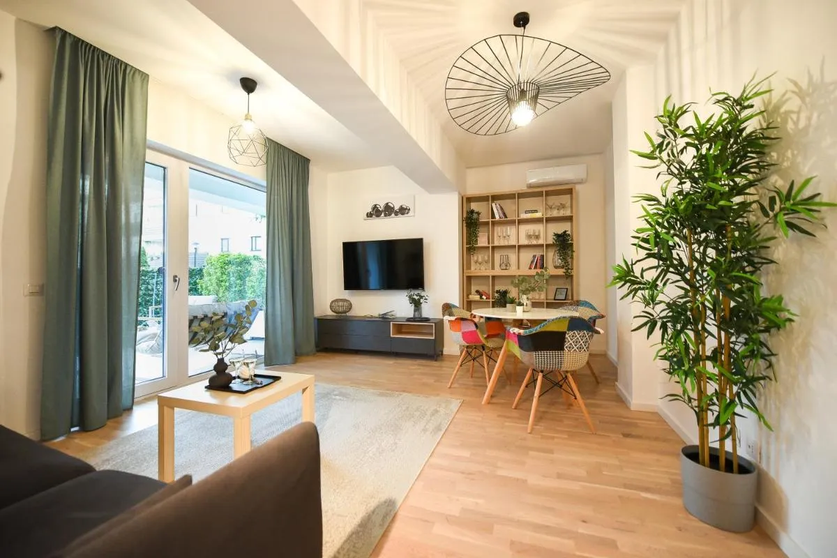 VACATION FEEL – 2BR Apartment with Terrace & Private Parking in Baneasa — 3