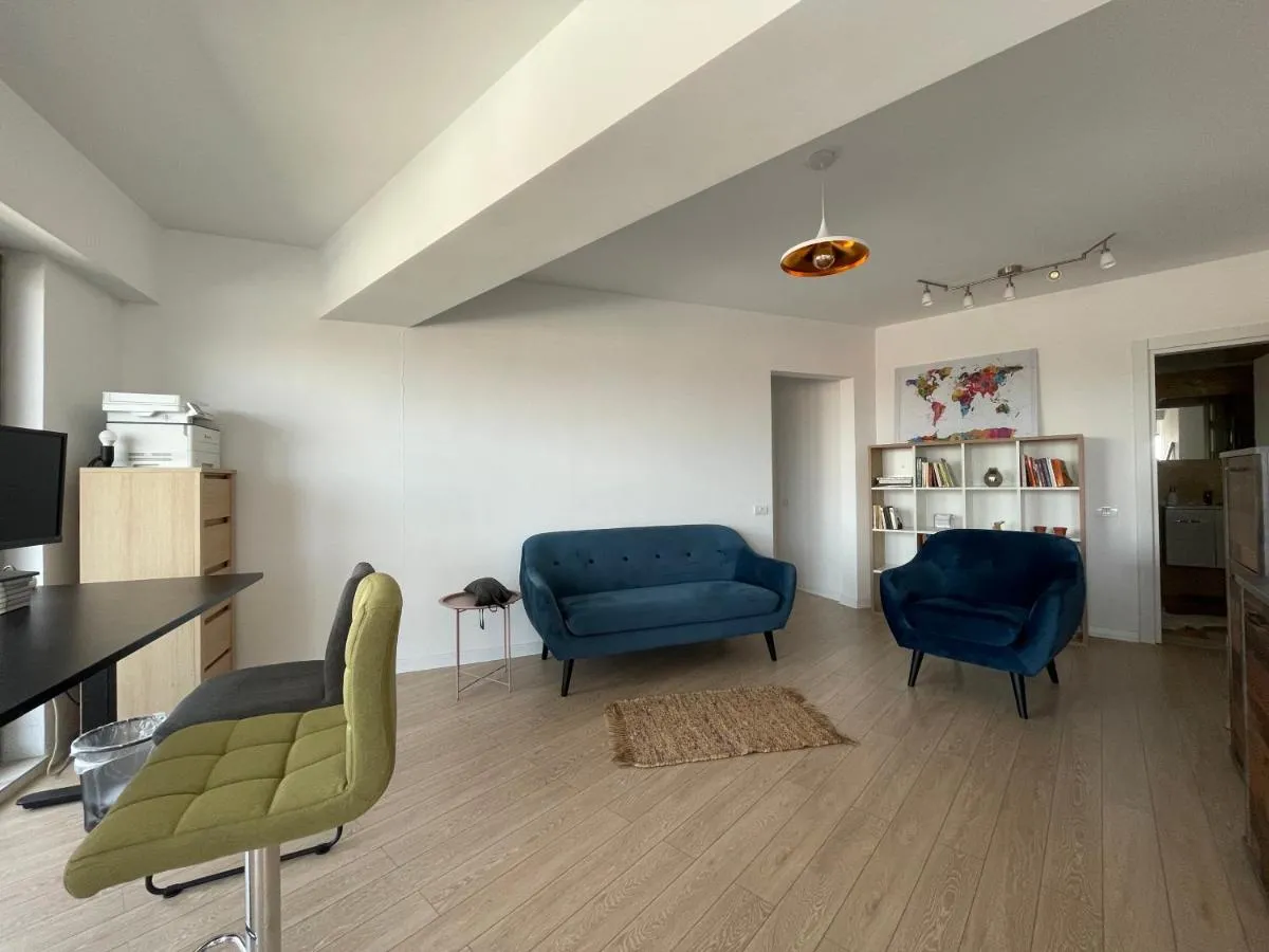 Your Modern Home in the Armenian Quarter — 5