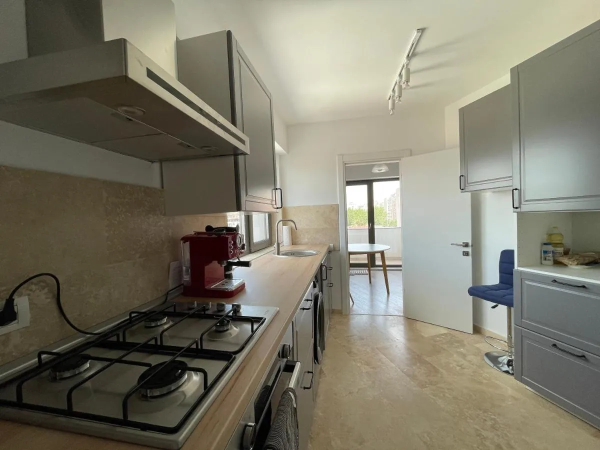 Your Modern Home in the Armenian Quarter — 4