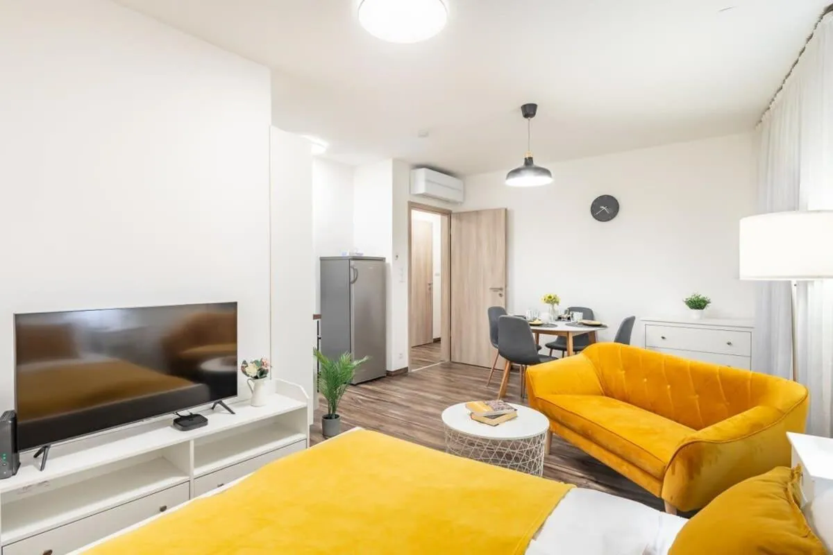 Image 4 of Balcony – Easy Parking – Comfy Home