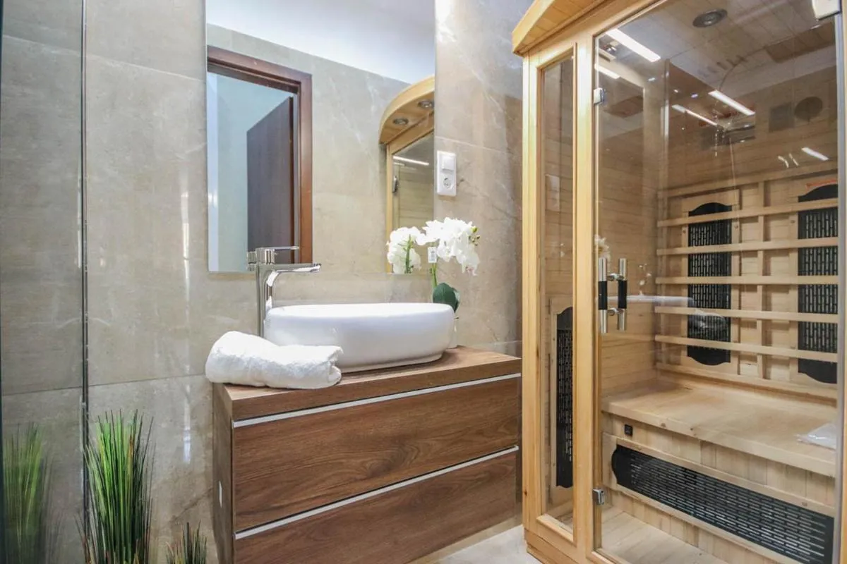 Image 2 of Bengt Apartment Dohány Str.