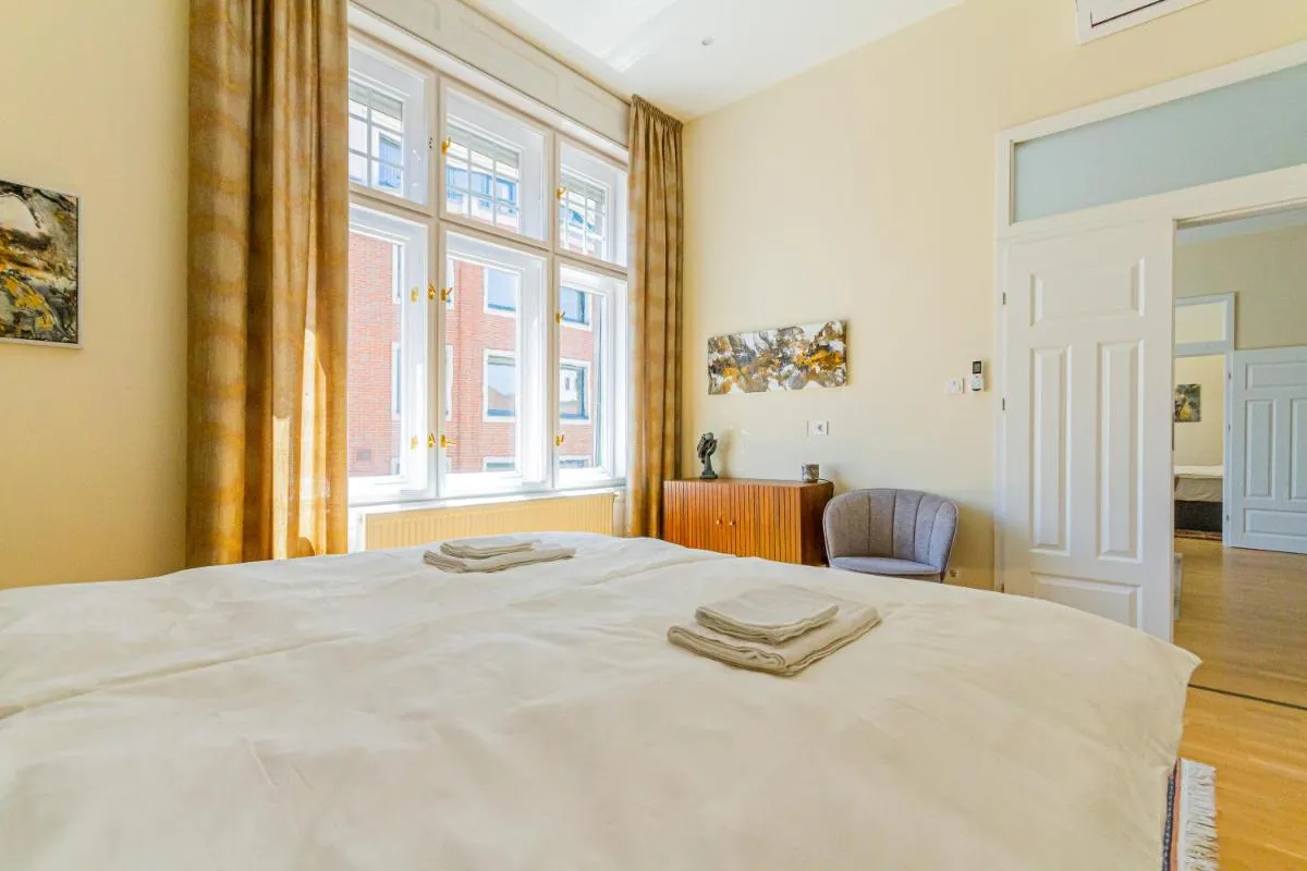 Image 5 of Bengt Apartment Kiraly Str. Luxury Suite