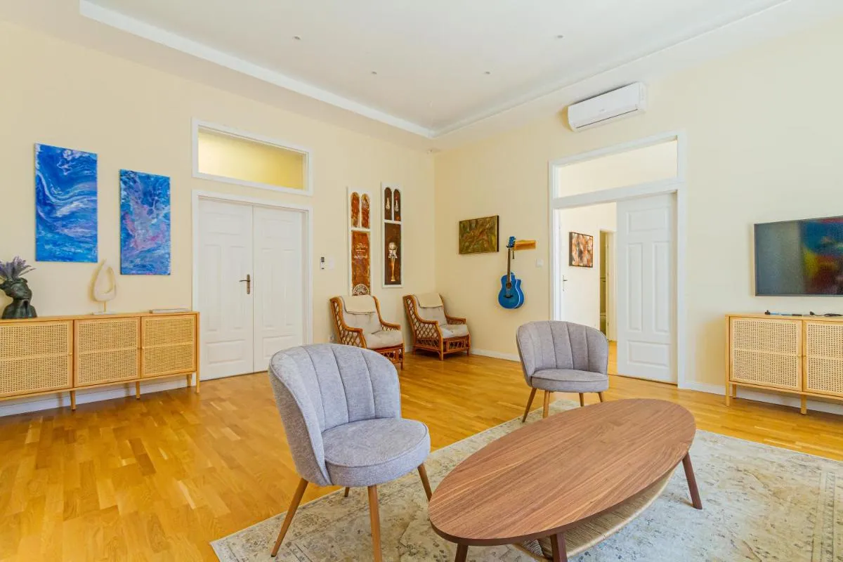 Image 4 of Bengt Apartment Kiraly Str. Luxury Suite