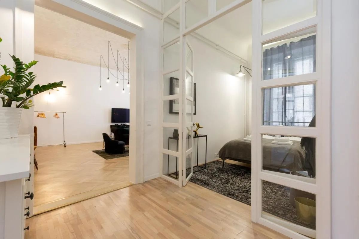 Image 5 of Bohemian Dream Home In The Absolute Center w 2BR/2BT