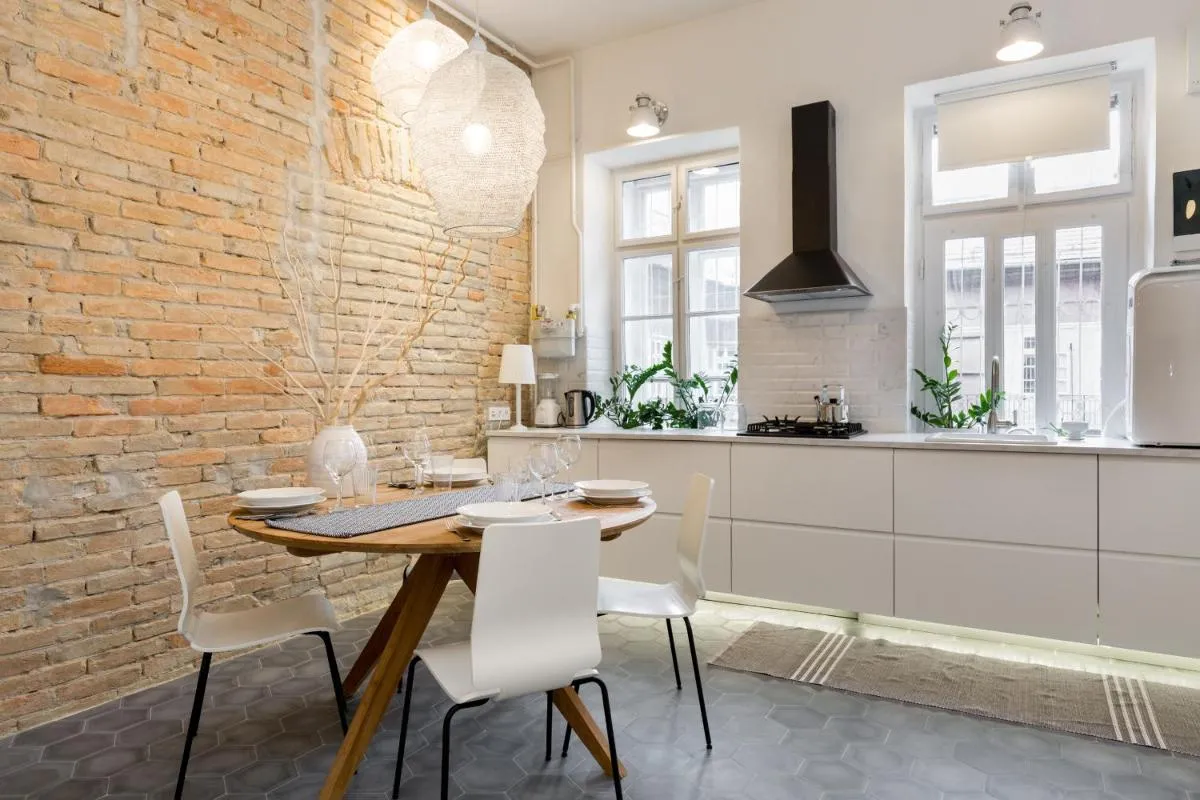 Image 2 of Bohemian Dream Home In The Absolute Center w 2BR/2BT