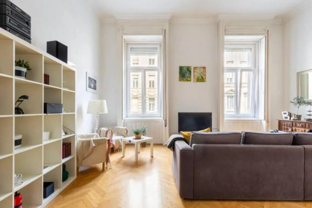 Image 4 of Bourgeois Elegance in the heart of Budapest