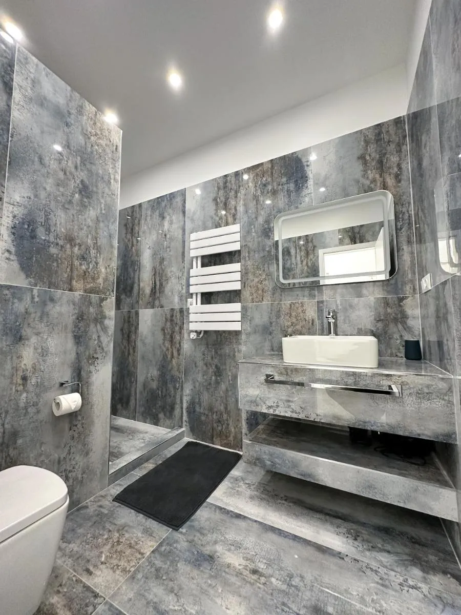 Image 3 of Boutique Luxury Residence