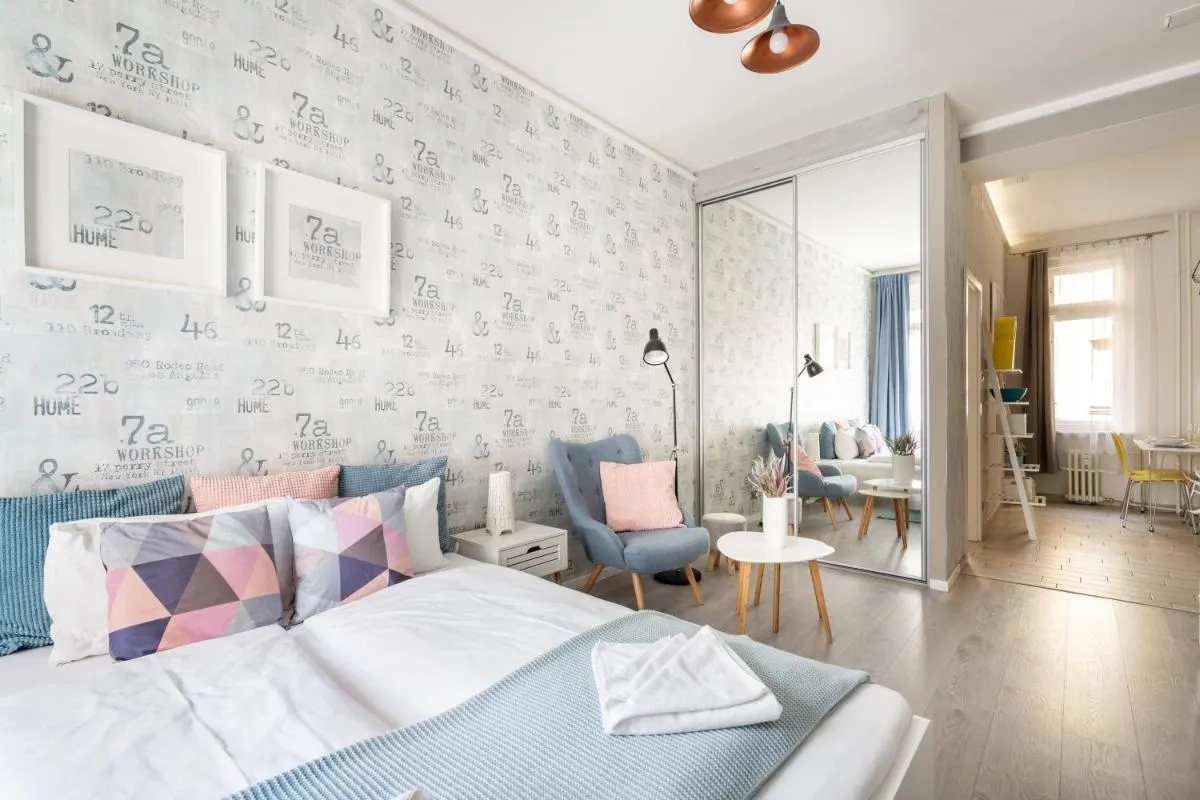 Image 1 of BpR Chic Gem in the Heart of the City