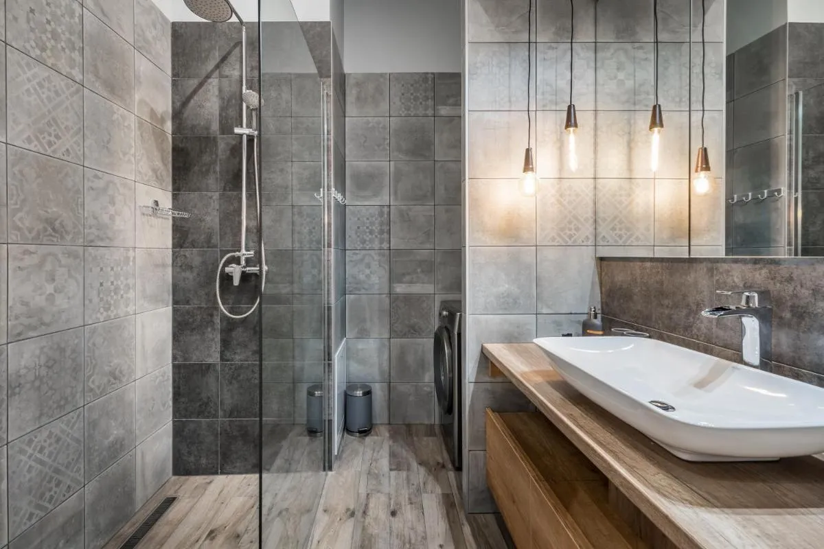 Image 2 of BpR Color Fusion Home with A/C