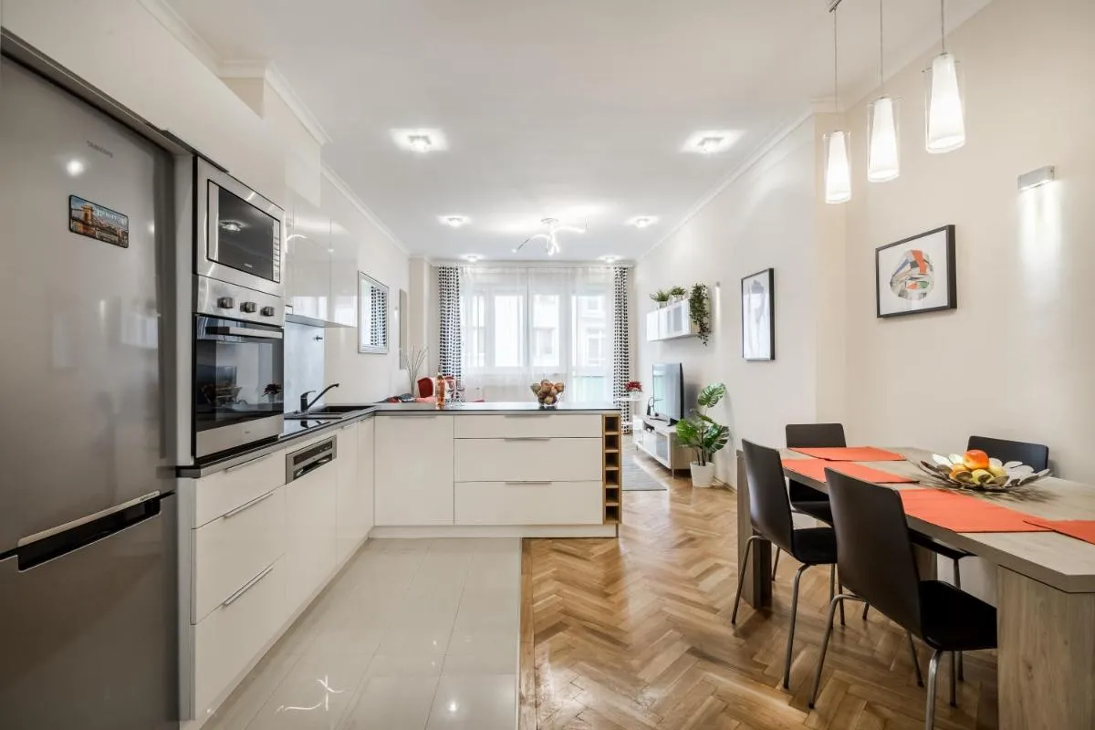 Image 3 of BpR Danube Panoramic Suite