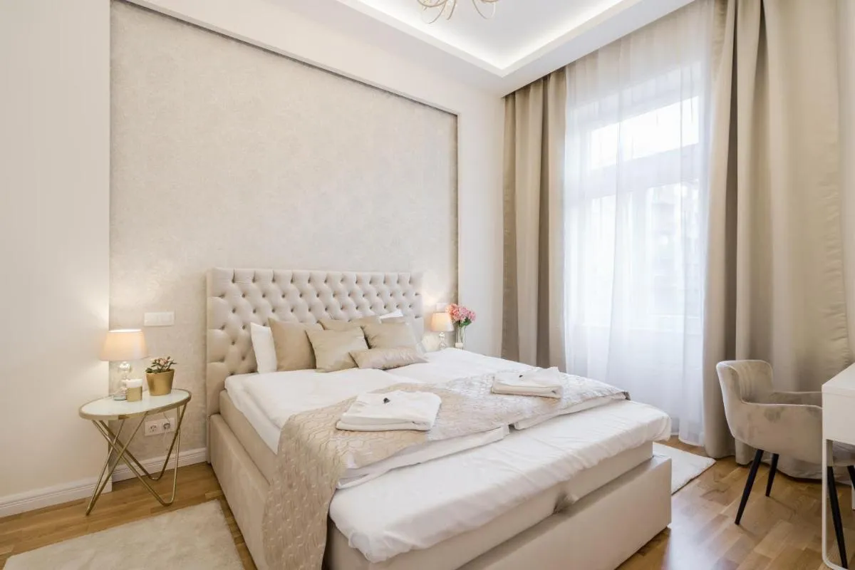 Image 1 of BpR Étienne Charming Apartment