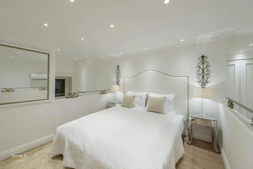 Image 1 of BpR The Golden Astoria with Balcony and A/C