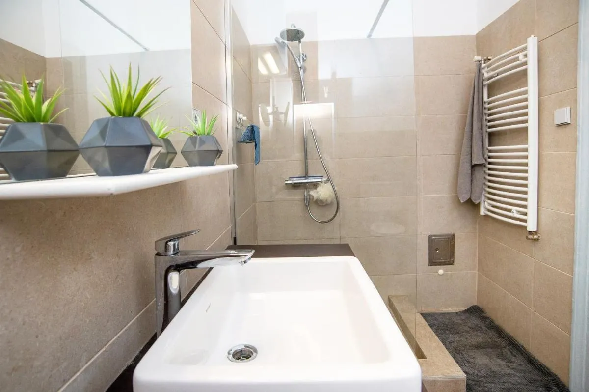 Image 1 of Charming flat close to Danube and 4-Seasons Hotel